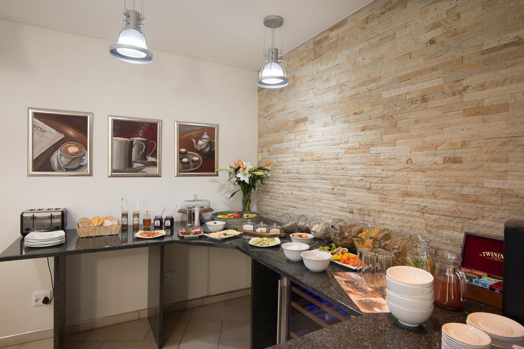 Montebello Guesthouse Windhuk Zewnętrze zdjęcie